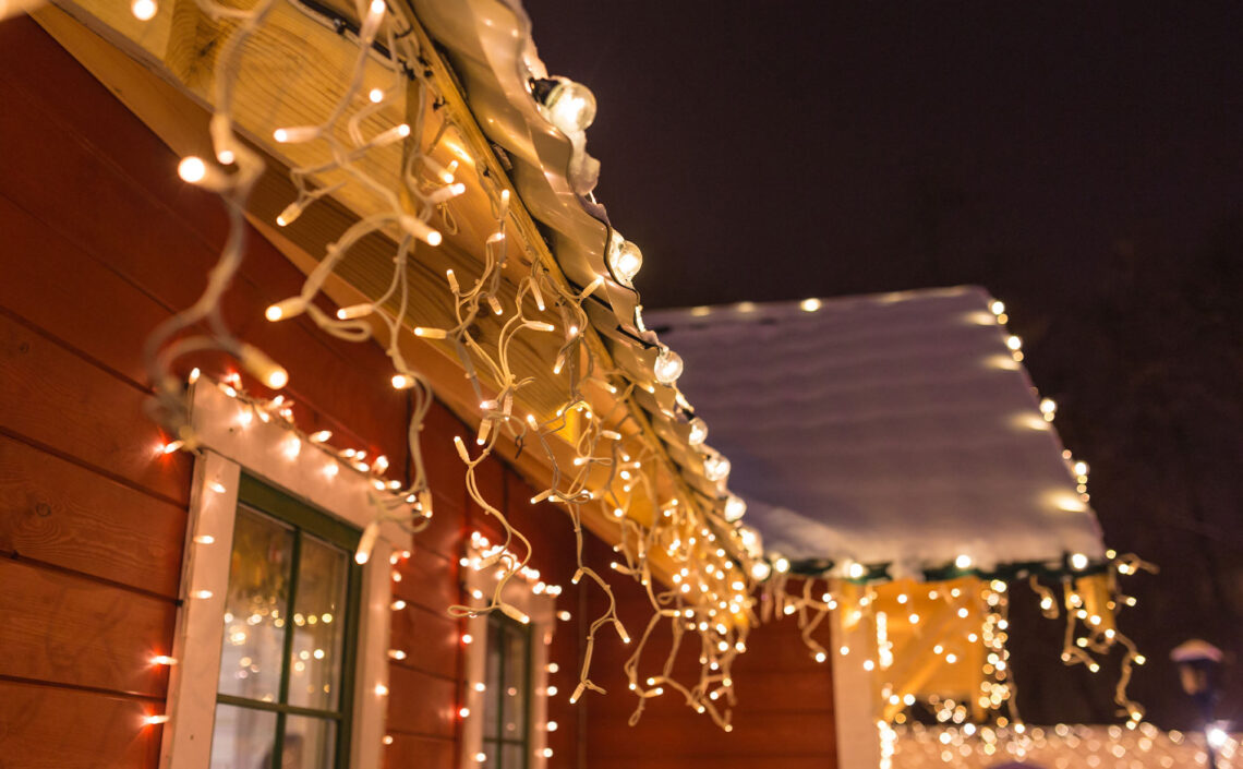 2025 Holiday Lighting Trends